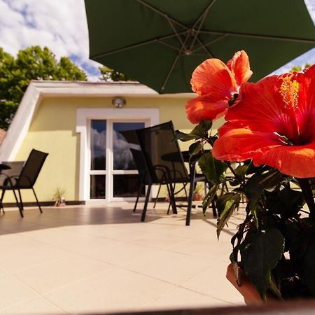 Bella Villa Siofok Bagian luar foto