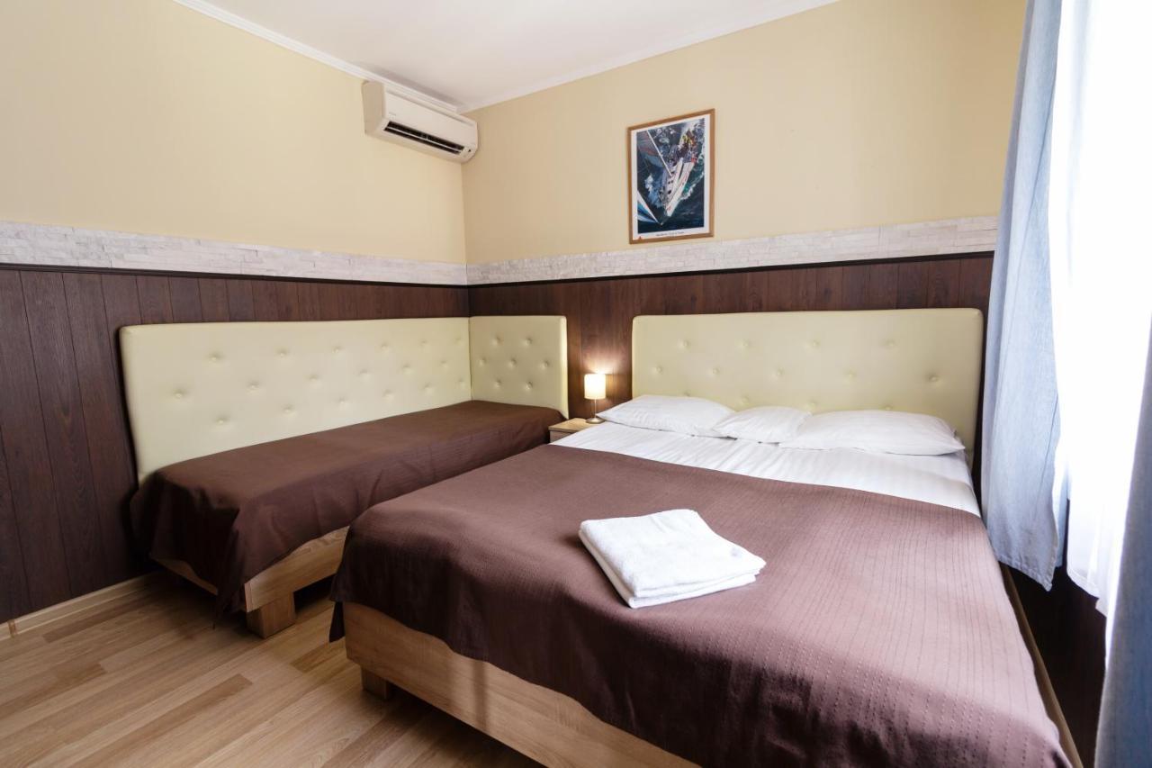 Bella Villa Siofok Bagian luar foto